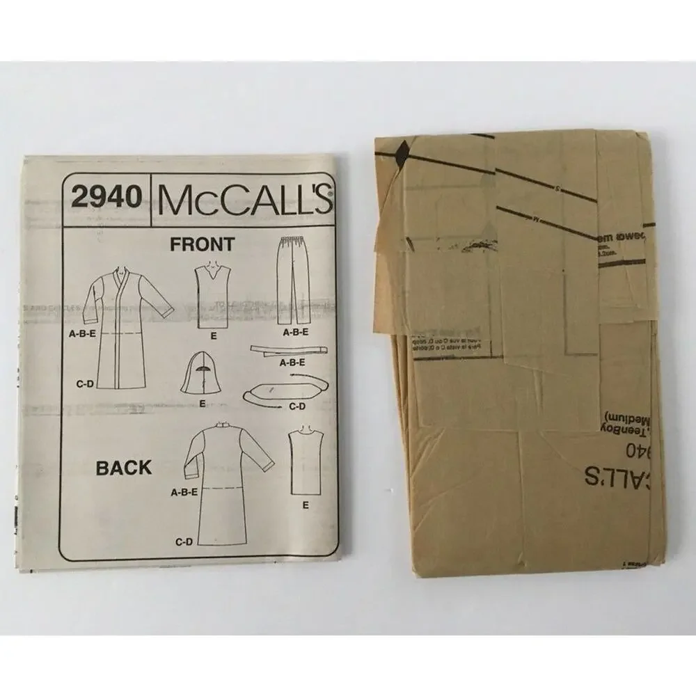 McCalls Misses Men Geisha Ninja Karate Kimono Costume Pattern 2940 S M Uncut